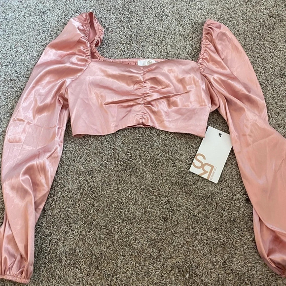 Pink satin crop top - Picture 1 of 2